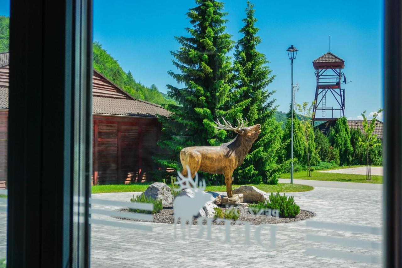 Penzion Deer Valča Buitenkant foto